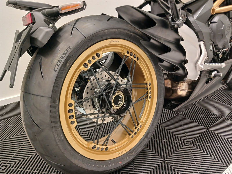 Load image into Gallery viewer, 2023 MV Agusta Superveloce S
