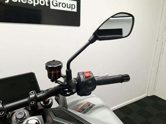 2025 Yamaha MT 09 SP