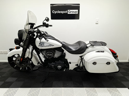 2021 Indian Springfield DARK HORSE