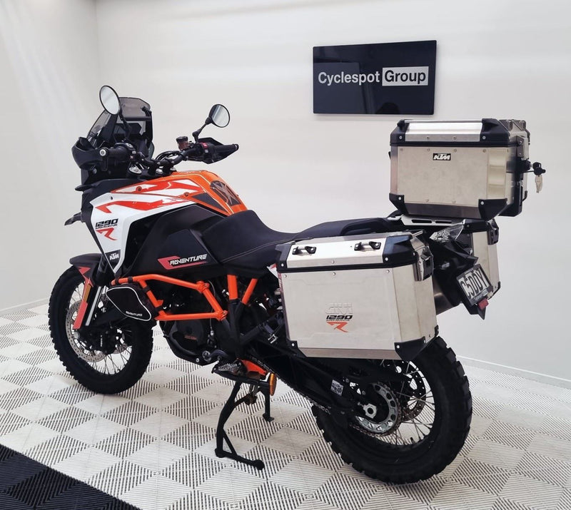 Load image into Gallery viewer, 2020 KTM Adventure 1290R
