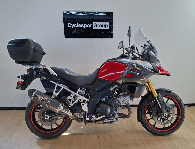 Load image into Gallery viewer, 2015 Suzuki V-Strom 1000
