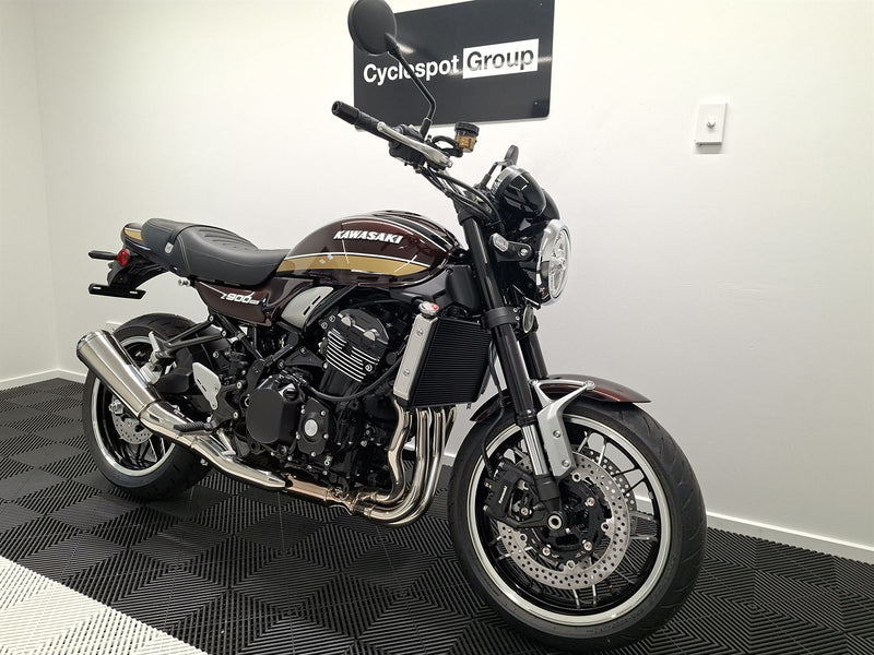 Load image into Gallery viewer, 2026 Kawasaki Z 900RS
