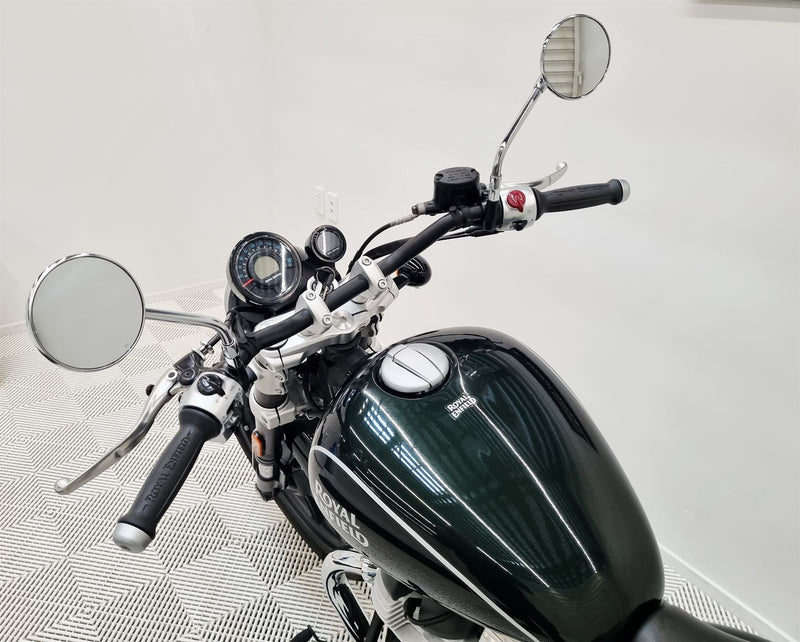 Load image into Gallery viewer, 2025 Royal Enfield Super Meteor 650
