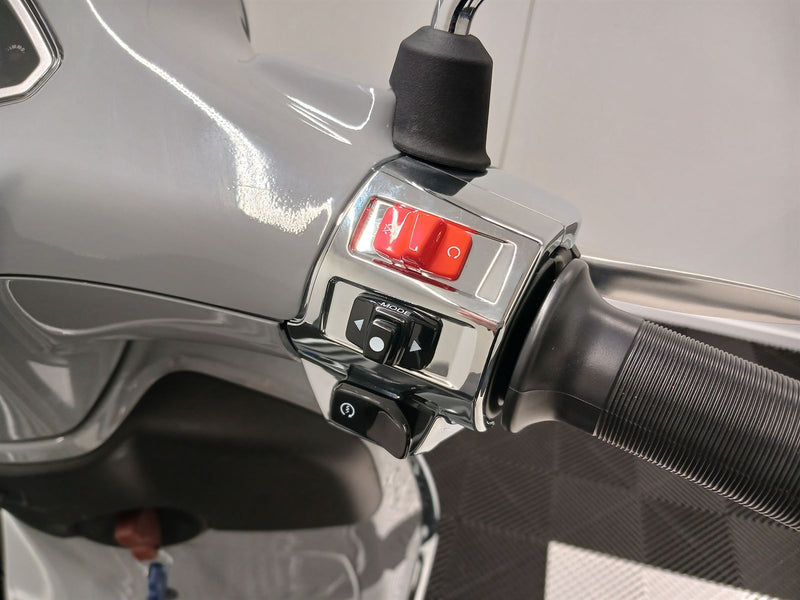 Load image into Gallery viewer, 2024 Vespa Primavera 150 | Grey Materia
