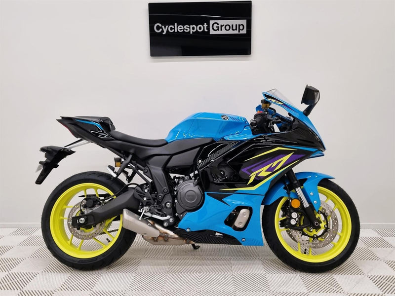 Load image into Gallery viewer, 2026 Yamaha R 7 High Output
