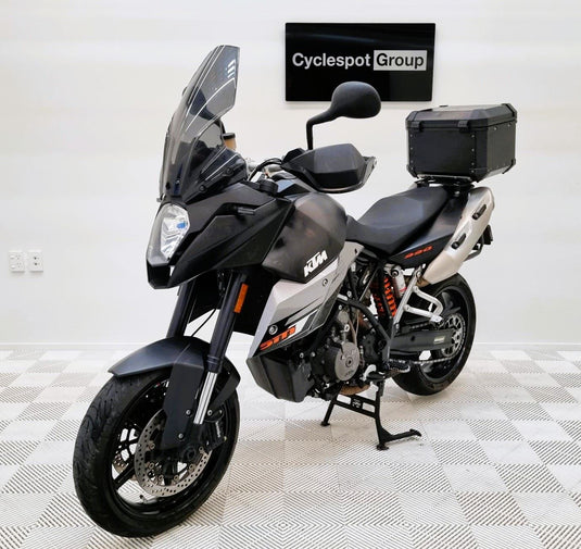 2011 KTM Duke 990 SMT