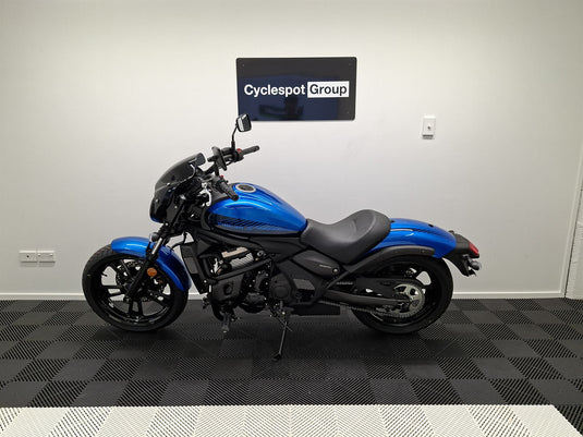 2026 Kawasaki Vulcan 650 S Cafe LAMS