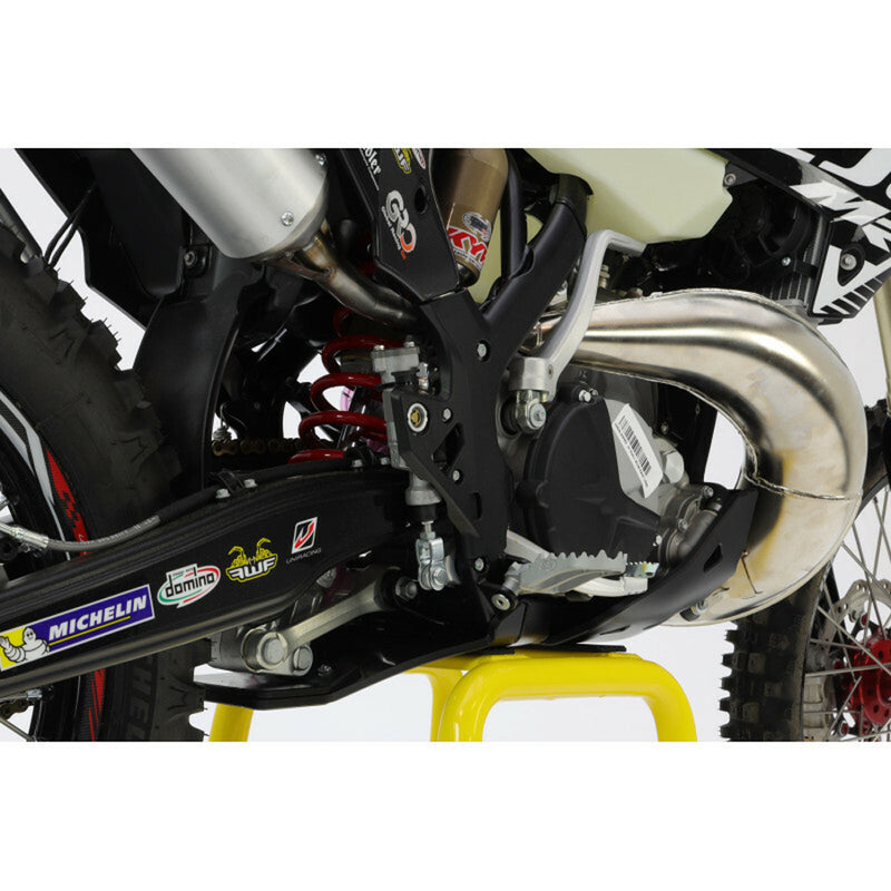 Load image into Gallery viewer, ENGINE GUARD CROSSPRO DTC HARD X 8.0
