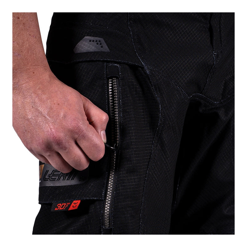 Load image into Gallery viewer, Leatt 5.5 ADV Rally Pant - Stealth
