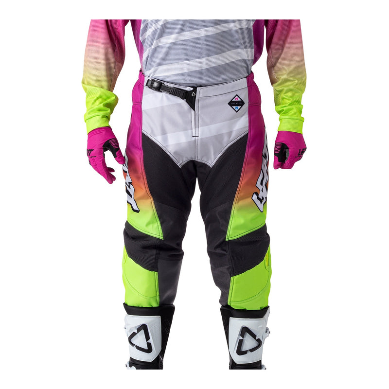 Load image into Gallery viewer, Leatt 2026 3.5 Ride Kit - Retro Pink
