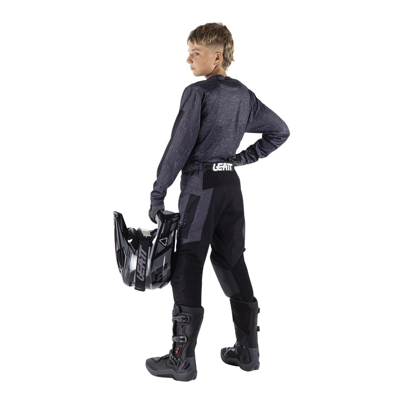 Load image into Gallery viewer, Leatt 2026 3.5 Junior Ride Kit - Stealth Black / Grey
