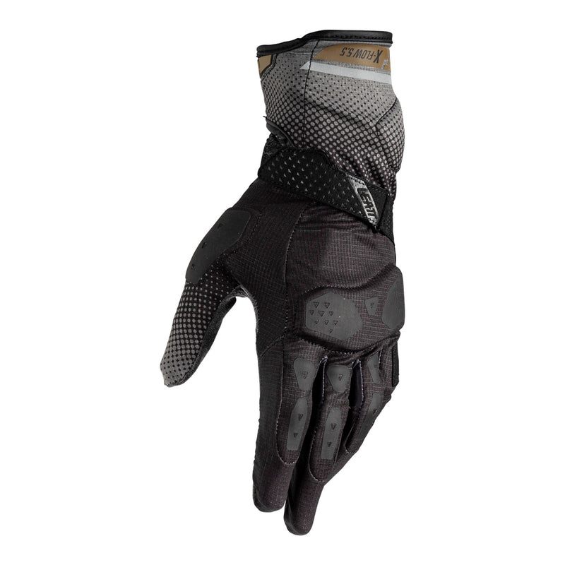 Load image into Gallery viewer, Leatt 5.5 ADV X-Flow Glove - Stealth
