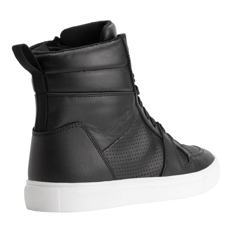 Load image into Gallery viewer, Richa Chaser Waterproof Sneaker - Black
