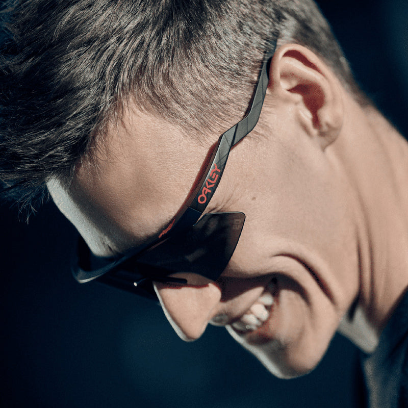 Load image into Gallery viewer, 0OO922992291737 Oakley Hydra Fabio Quartararo Sig Sunglasses Matte Black Frame PRIZM Black Lens
