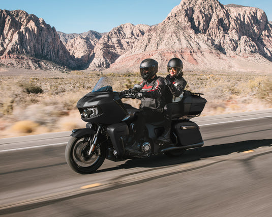 2026 Indian Pursuit Dark Horse