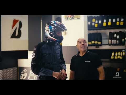 Load and play video in Gallery viewer, Bridgestone Battlax T33 120/70ZR17 Front Sport Touring Tyre (58W)
