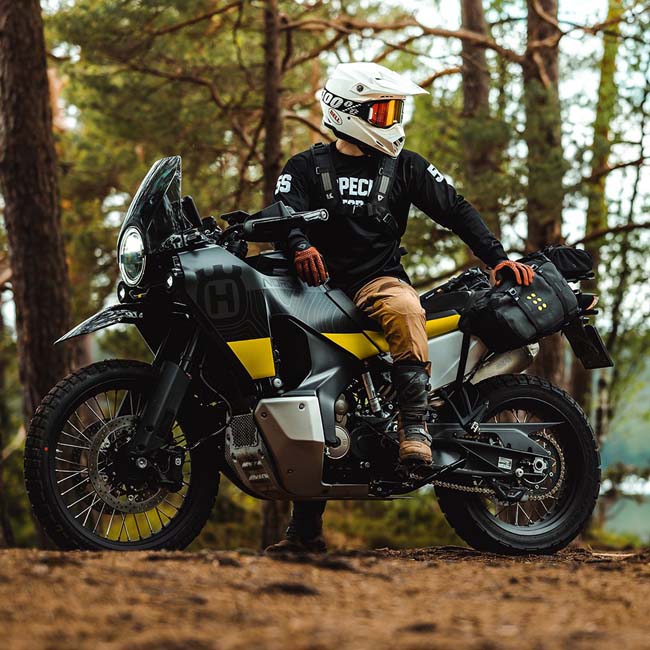 Load image into Gallery viewer, Kriega OS-BASE Husqvarna Norden 901 - luggage sold separately
